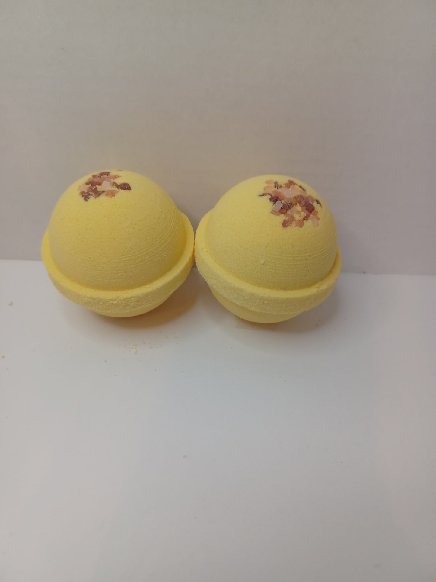 Pineapple Crush Bath Bomb